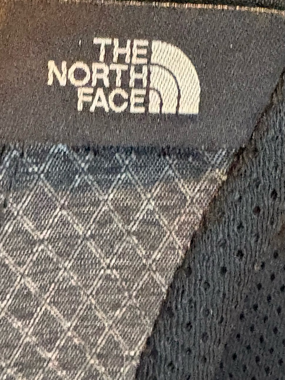 The North Face Recon Luxury Women’s Gray Black Backpack w Rose Gold Accents - Picture 9 of 14